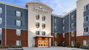 Candlewood Suites Portland-Airport Parking
