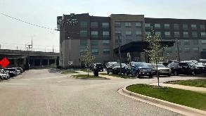 Holiday Inn Express DES PLAINES ORD Airport Parking