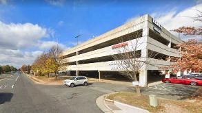 Dulles Airport Parking By Crowne Plaza (5 STAR SERVICE)